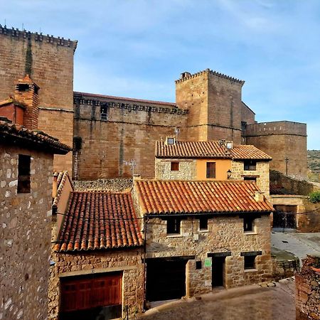 Casa Rural El Secreto Del Castillo Мора де Рубиелос Екстериор снимка