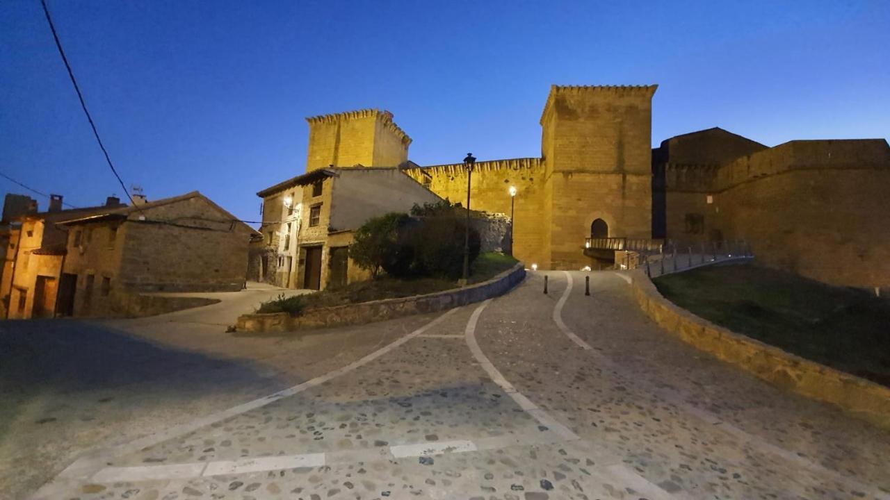 Casa Rural El Secreto Del Castillo Мора де Рубиелос Екстериор снимка